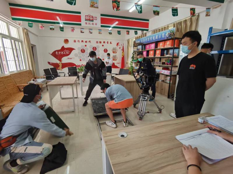 追星女孩心理学分析报告：无极县广告片拍摄公司揭秘饭圈应援式传播逻辑